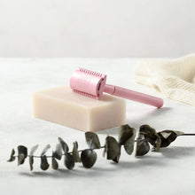 Load image into Gallery viewer, Reusable Safety Razors for Women &amp; Men | Eco-Friendly Metal Razor