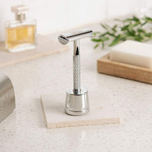 Load image into Gallery viewer, Diamond Grip Jungle Culture Safety Razors | Includes 10x Razor Blades