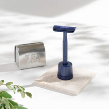 Load image into Gallery viewer, Diamond Grip Jungle Culture Safety Razors | Includes 10x Razor Blades