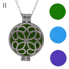 Load image into Gallery viewer, Vintage Locket Essential Oil Diffuser Necklace And Pad Fragrance A