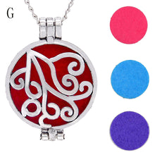 Load image into Gallery viewer, Vintage Locket Essential Oil Diffuser Necklace And Pad Fragrance A